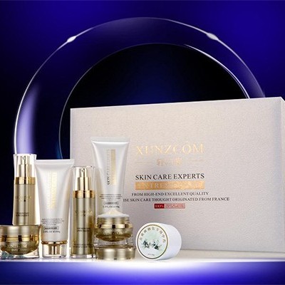 你這樣涂抹護(hù)膚品試試！