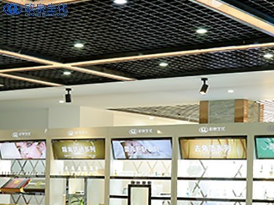 化妝品店為何不能征服消費(fèi)者？