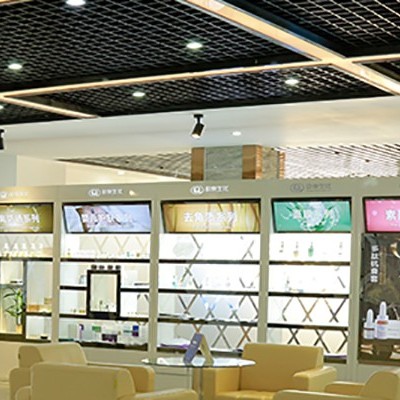 化妝品代加工:開(kāi)個(gè)什么化妝品店好？