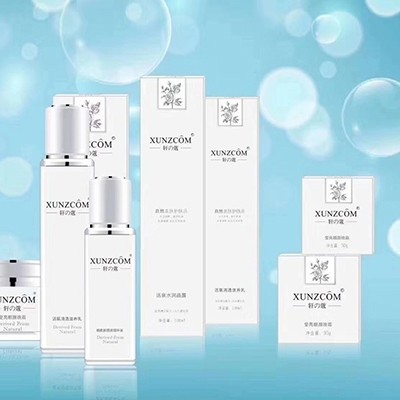 急救護(hù)膚品如今深得消費(fèi)者的喜愛