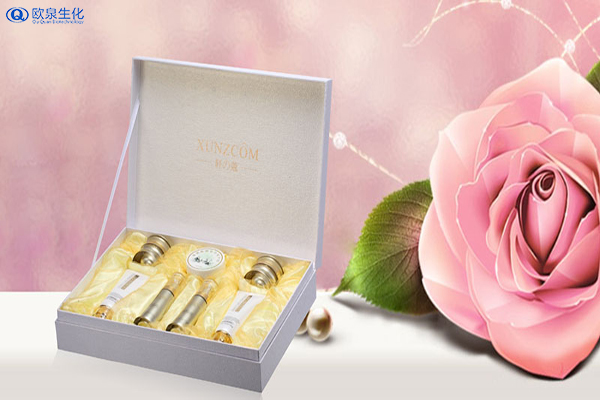 活泉水潤(rùn)保濕七件套-歐泉生化