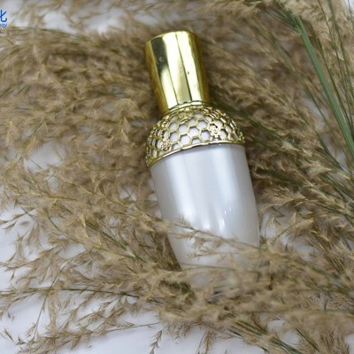 靚白精華真正起作用的是這幾樣成分！